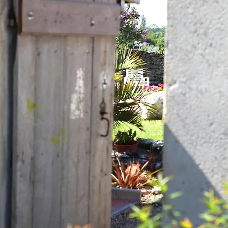 Casa de Férias Oeno-lodge Saint-Germain-dʼEsteuil